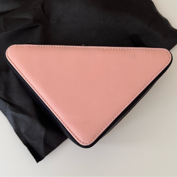 NEW Prada Beauty Pink Triangle Pouch - Picture 15 of 15